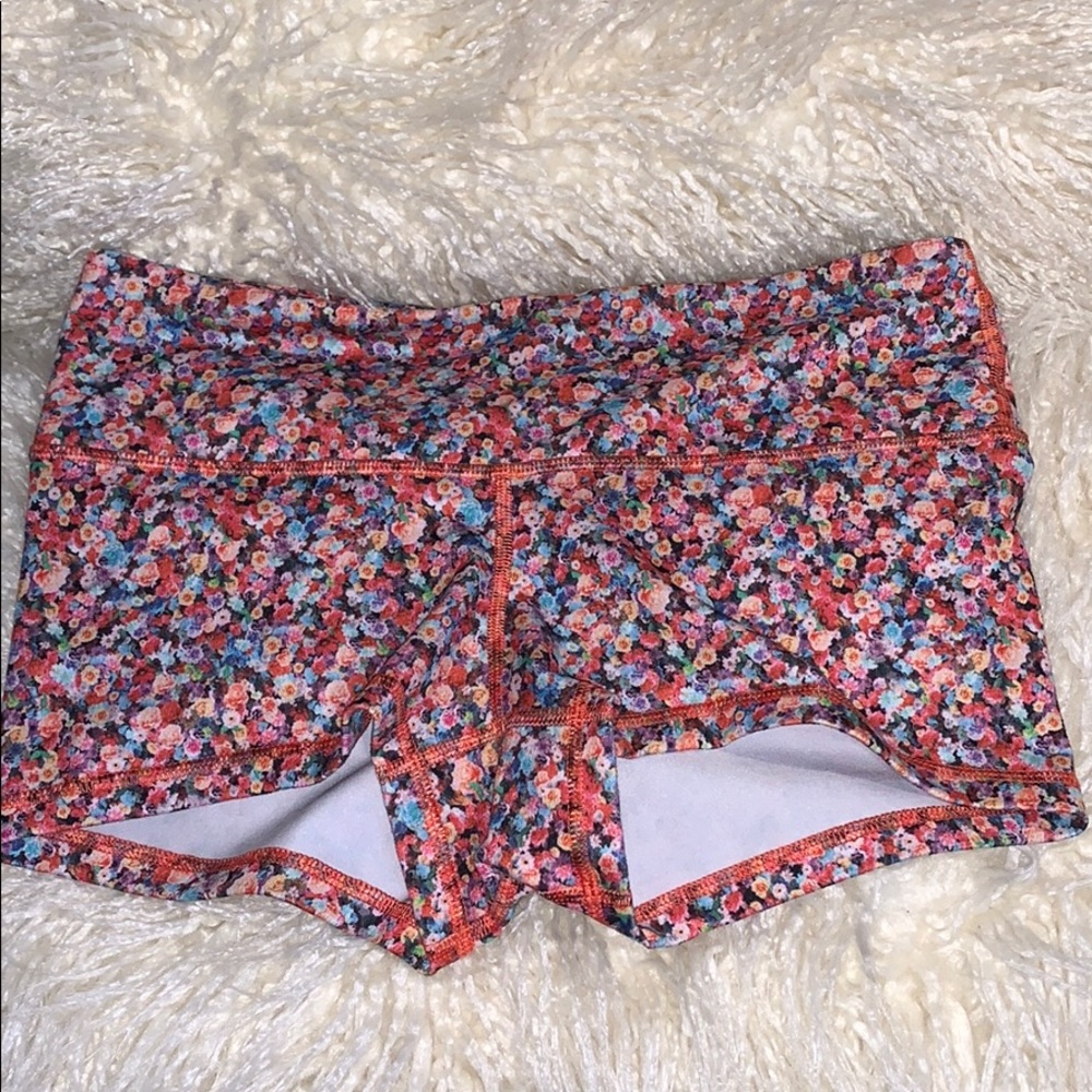 Lululemon sport short